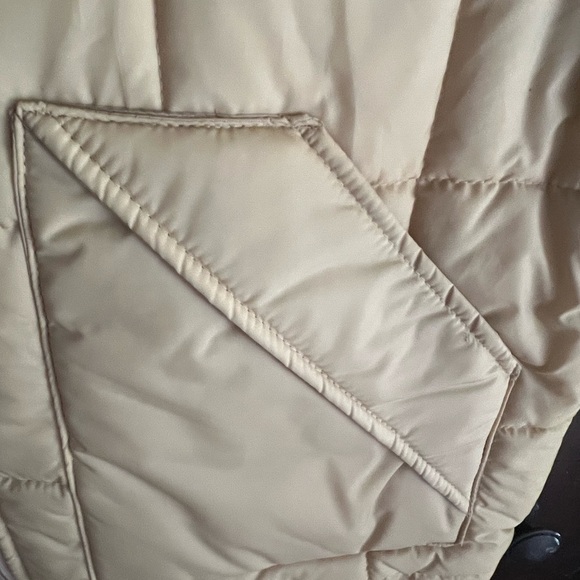 Pyramid Classic Tan Quilted Puffer Vest – XL – Made in USA 🇺🇸 - Picture 4 of 5